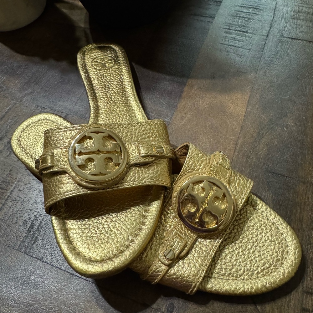 EUC LEATHER TORY BURCH GOLD Leticia Flat Slides - Picture 6 of 8